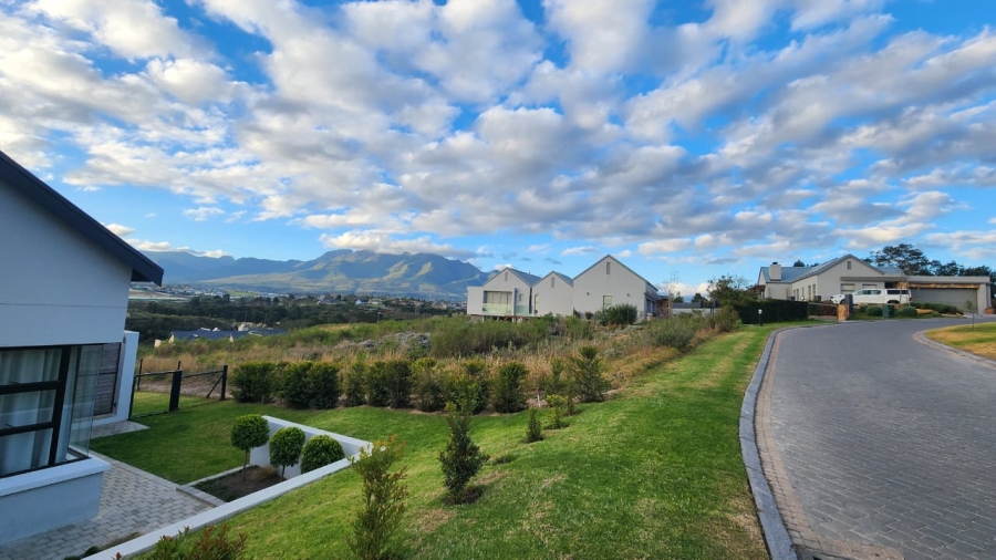 0 Bedroom Property for Sale in Kingswood Golf Estate Western Cape